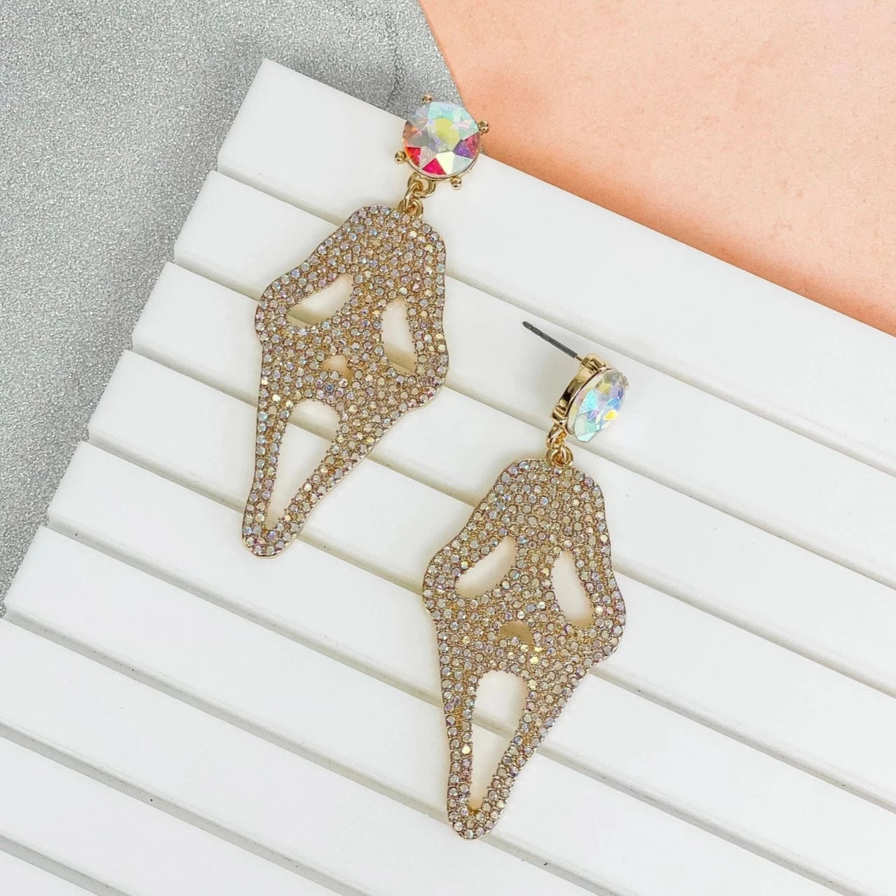 Rhinestone Scream Mask Statement Earring
