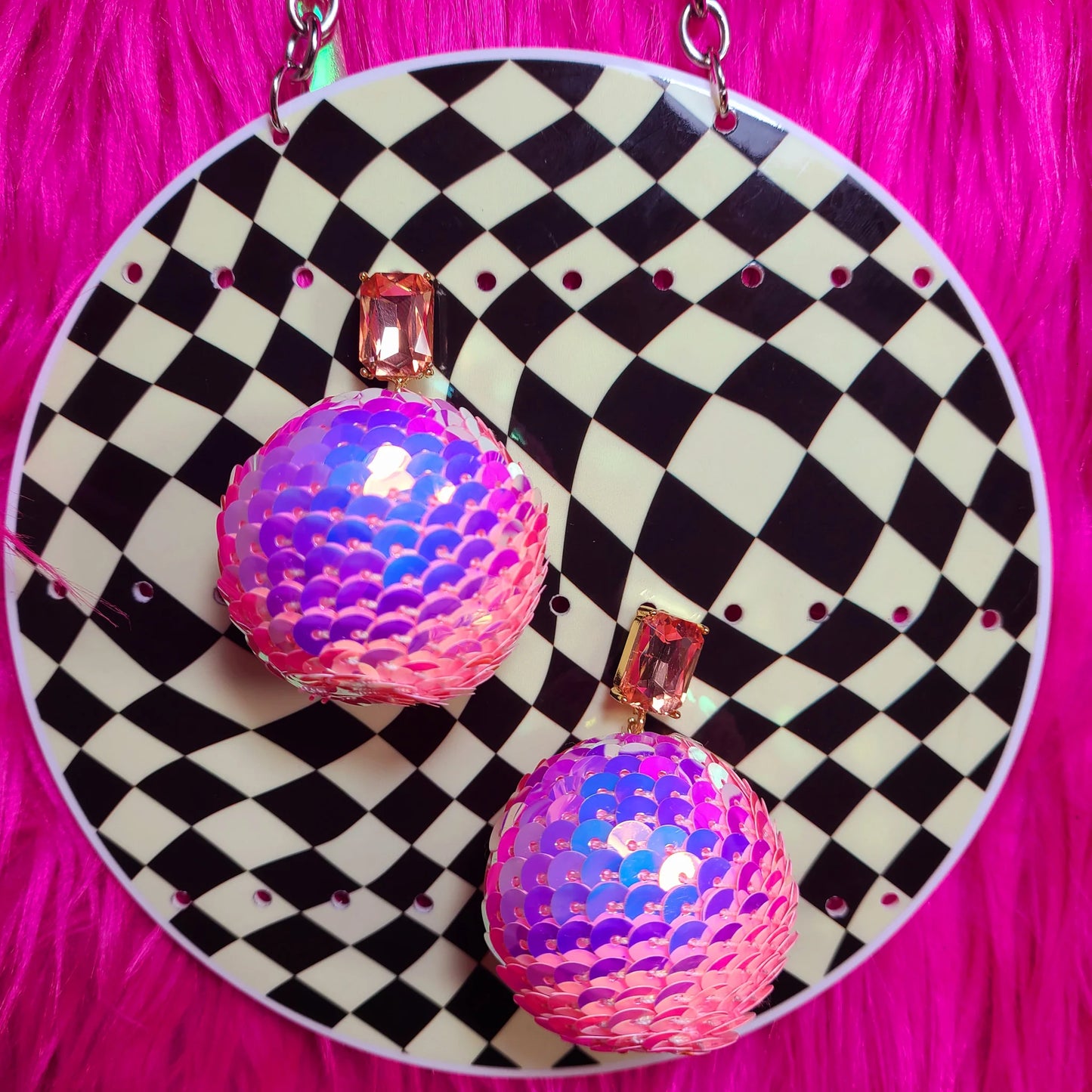 Funky Earrings :: Alien Bratz